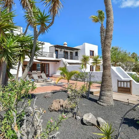 Puerto Chico 2 Playa Blanca (Lanzarote)