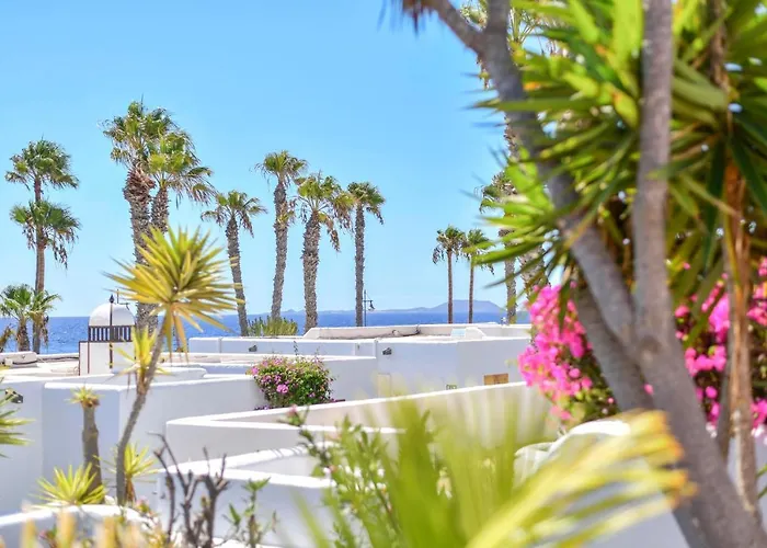 Apartment Puerto Chico 2 *